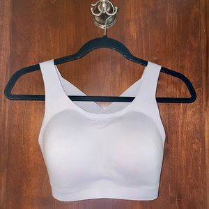 Lululemon Enlite bra Berry Mist